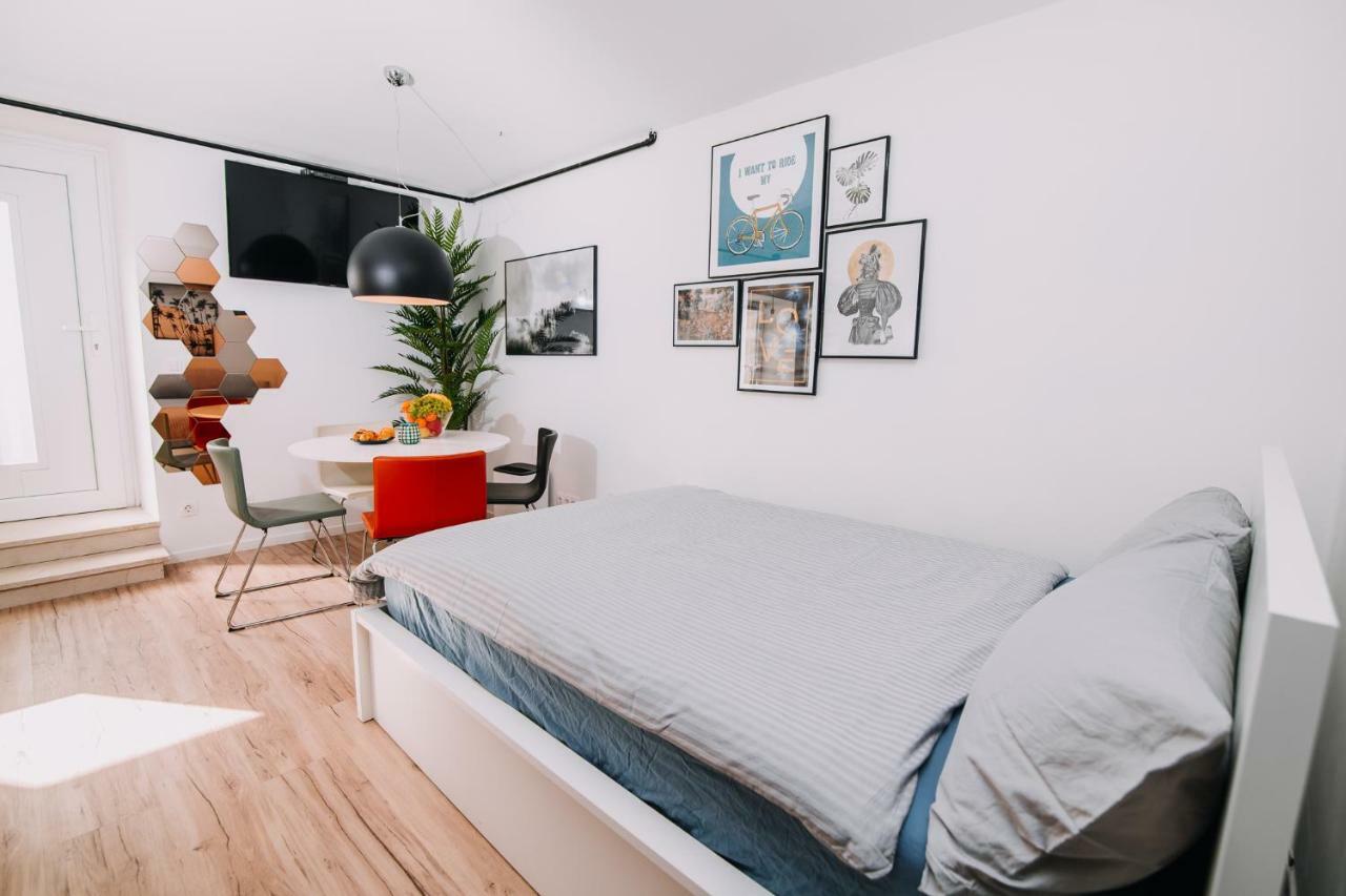 Hanna'S Suite With Free Parking Ljubljana Exterior photo