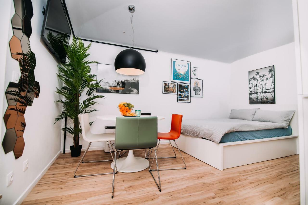Hanna'S Suite With Free Parking Ljubljana Exterior photo